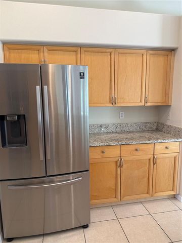 4833 POST POINTE DRIVE, Sarasota, FL 34233