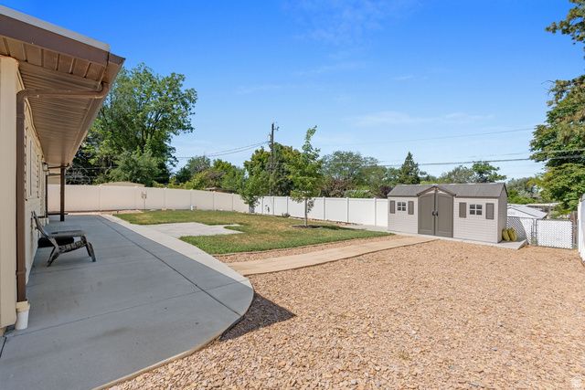 1473 N 200 W, Sunset, UT 84015
