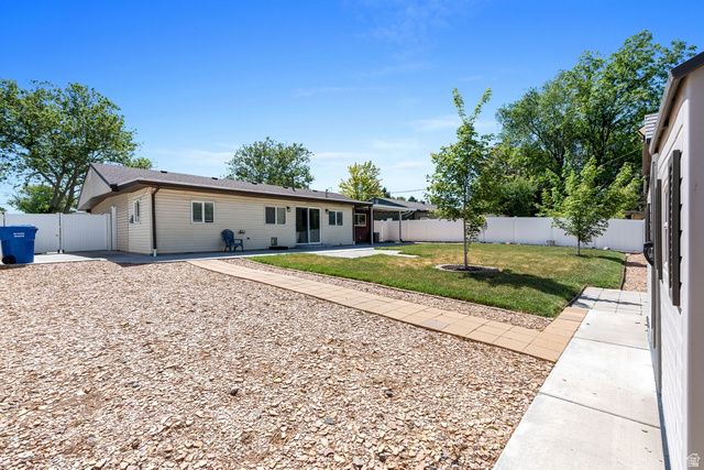 1473 N 200 W, Sunset, UT 84015