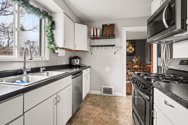2961 W Dickman Road, Battle Creek City, MI 49037