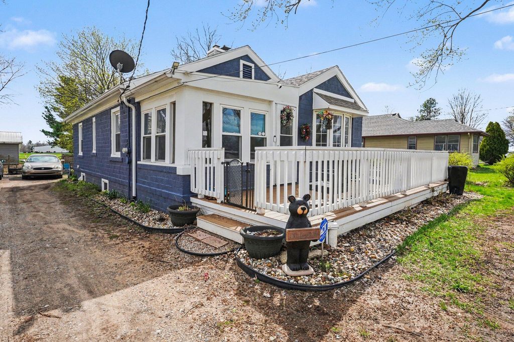 2961 W Dickman Road, Battle Creek City, MI 49037