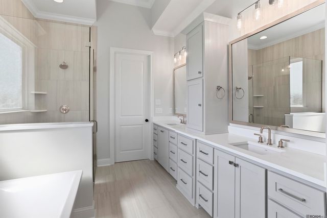 38158 Sweet Briar Dr, Prairieville, LA 70769