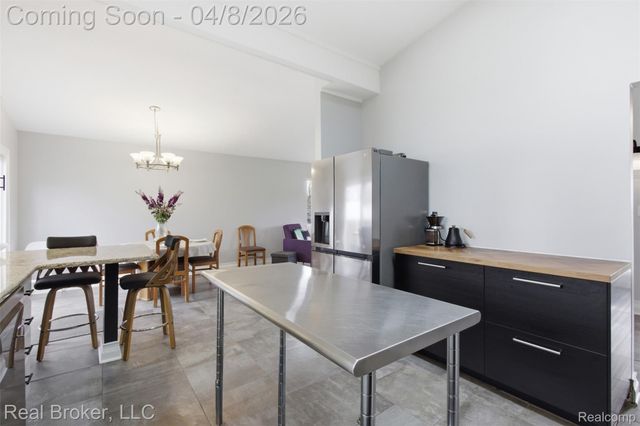 7514 Capri Drive, White Lake Charter Township, MI 48383