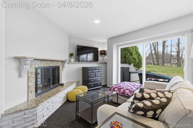 7514 Capri Drive, White Lake Charter Township, MI 48383