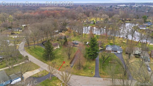 7514 Capri Drive, White Lake Charter Township, MI 48383