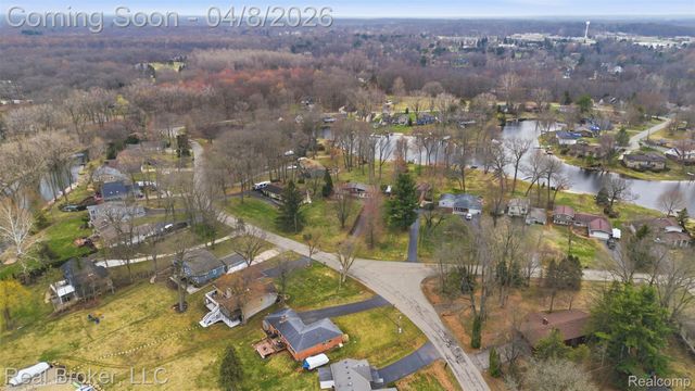 7514 Capri Drive, White Lake Charter Township, MI 48383