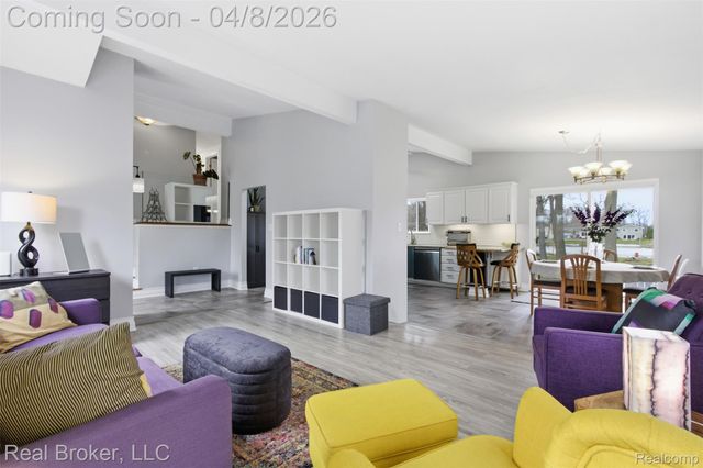 7514 Capri Drive, White Lake Charter Township, MI 48383