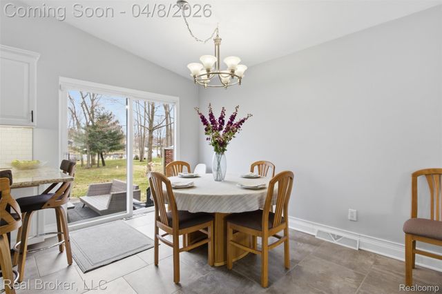 7514 Capri Drive, White Lake Charter Township, MI 48383