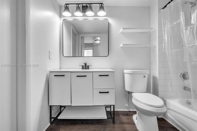 1975 NW 3rd Court 39, Miami, FL 33136