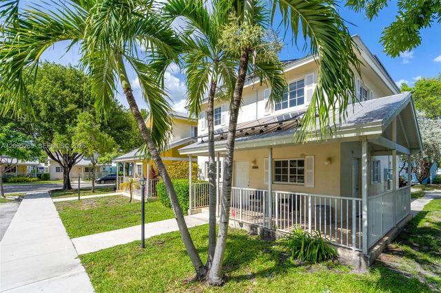 1975 NW 3rd Court 39, Miami, FL 33136