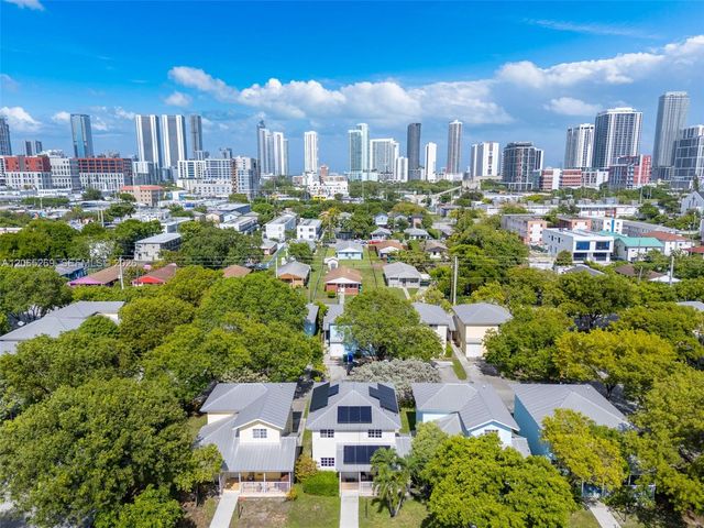 1975 NW 3rd Court 39, Miami, FL 33136