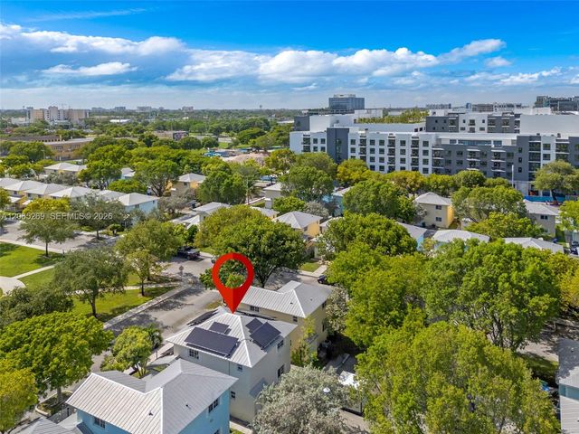 1975 NW 3rd Court 39, Miami, FL 33136