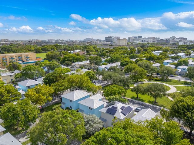 1975 NW 3rd Court 39, Miami, FL 33136