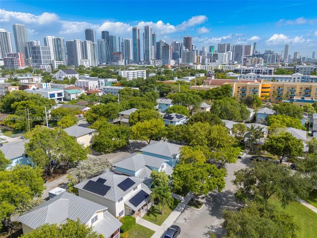 1975 NW 3rd Court 39, Miami, FL 33136