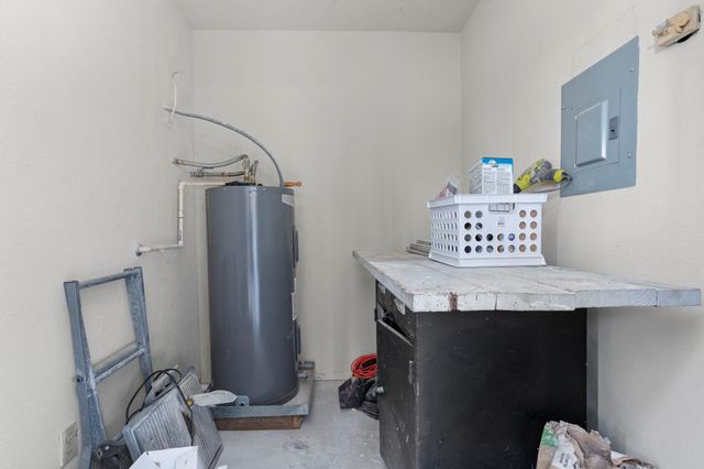 4444 Victory Drive 1108, Houston, TX 77088