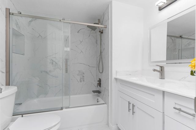 4444 Victory Drive 1108, Houston, TX 77088