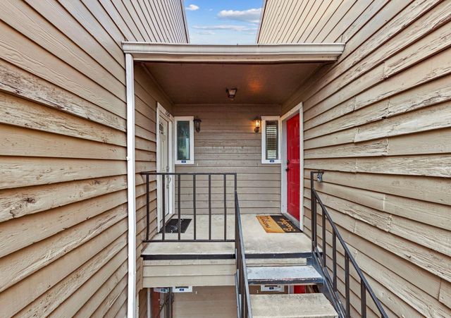 4444 Victory Drive 1108, Houston, TX 77088