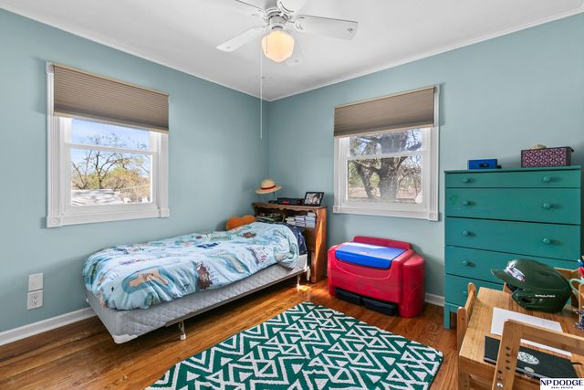 8714 A Street, Omaha, NE 68124