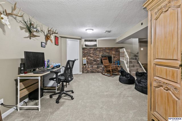 8714 A Street, Omaha, NE 68124