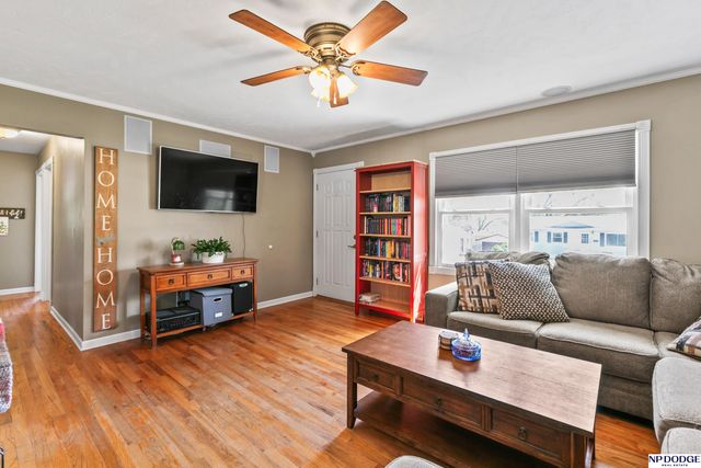 8714 A Street, Omaha, NE 68124