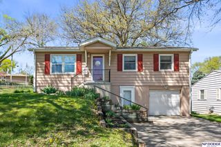 8714 A Street, Omaha, NE 68124