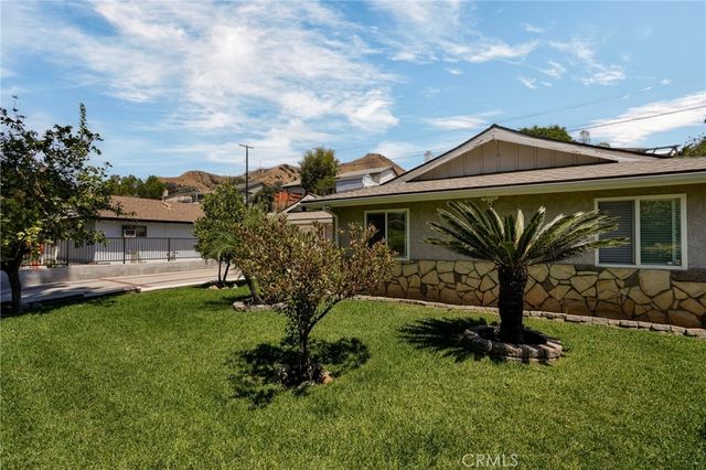 11852 Vanport Avenue, Sylmar, CA 91342