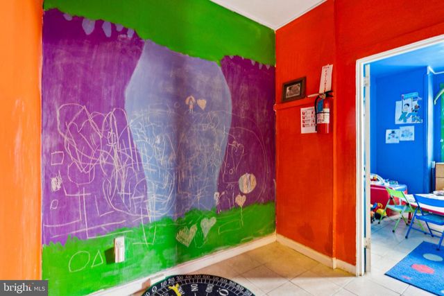 7221 W PASSYUNK AVE, Philadelphia, PA 19142