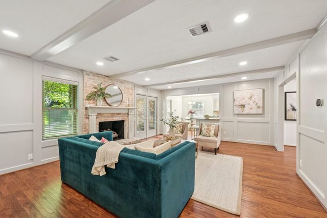 11003 Overbrook Lane, Houston, TX 77042