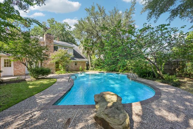 11003 Overbrook Lane, Houston, TX 77042