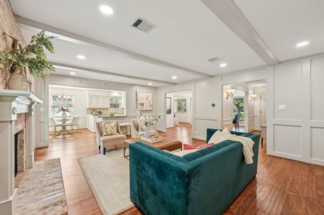 11003 Overbrook Lane, Houston, TX 77042