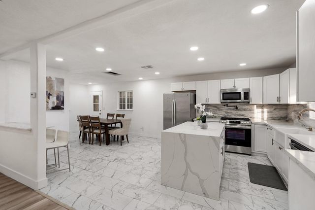 1905 Michel Ave, Modesto, CA 95358