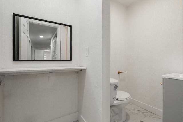 1905 Michel Ave, Modesto, CA 95358