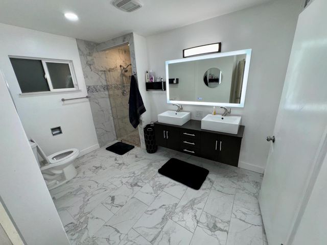 1905 Michel Ave, Modesto, CA 95358