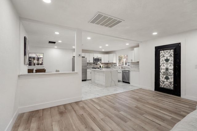 1905 Michel Ave, Modesto, CA 95358