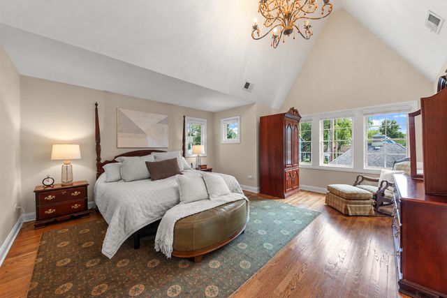 706 N Ellsworth Street, Naperville, IL 60563