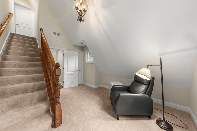 706 N Ellsworth Street, Naperville, IL 60563