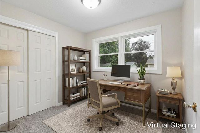 19 ARNOLD Avenue, Council Bluffs, IA 51503