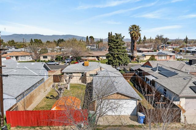 425 University Avenue, Coalinga, CA 93210