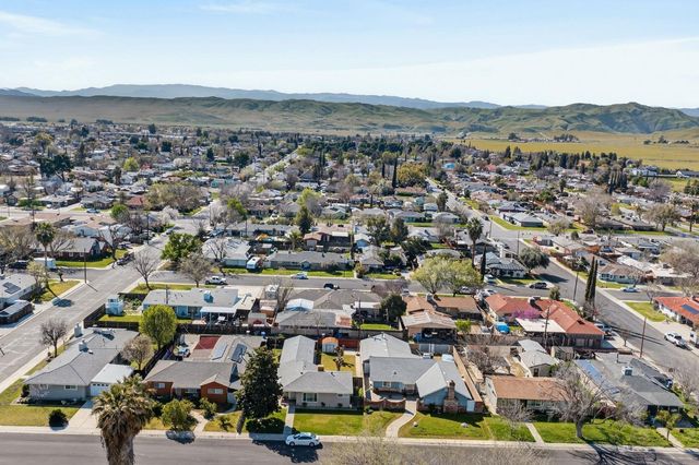 425 University Avenue, Coalinga, CA 93210