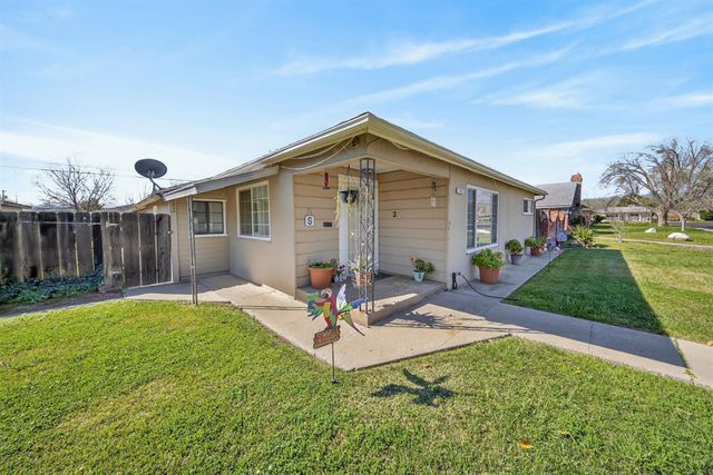 425 University Avenue, Coalinga, CA 93210