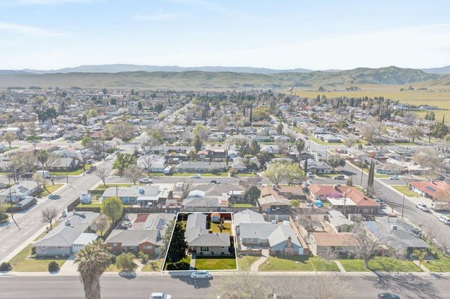 425 University Avenue, Coalinga, CA 93210