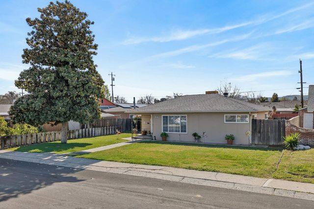 425 University Avenue, Coalinga, CA 93210