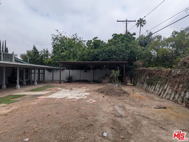 6220 Oakdale Avenue, Woodland Hills (los Angeles), CA 91367