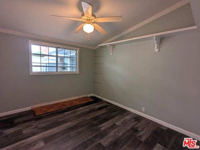6220 Oakdale Avenue, Woodland Hills (los Angeles), CA 91367