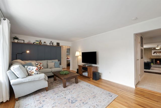 14587 Blue Skies Street, Livonia, MI 48154