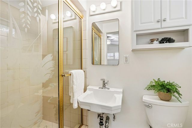 4548 La Granada Way, La Canada Flintridge, CA 91011