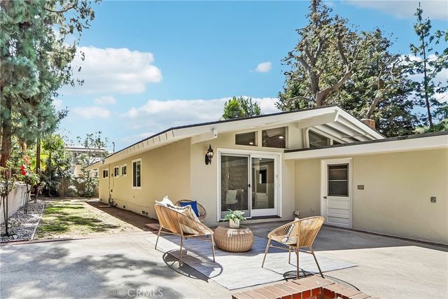 4548 La Granada Way, La Canada Flintridge, CA 91011