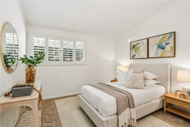 4548 La Granada Way, La Canada Flintridge, CA 91011