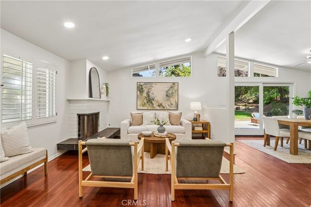 4548 La Granada Way, La Canada Flintridge, CA 91011