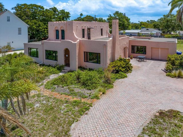 43 EDGEWATER DRIVE, Dunedin, FL 34698